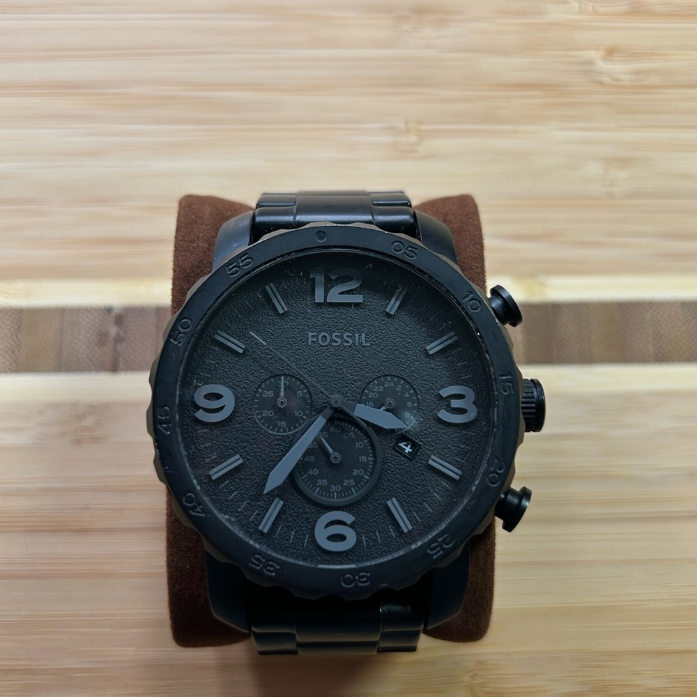 FOSSIL - matte black